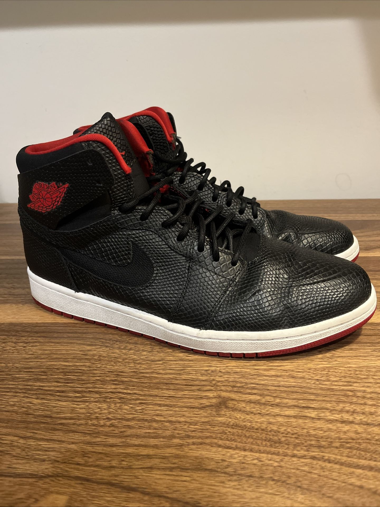 2016 Nike Air Jordan High Nouveau Snakeskin Black Red Bred sz