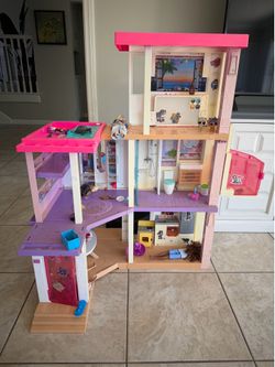 Doll house