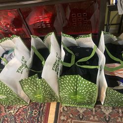 Huge lot of like new women’s clothes mostly size 2X, all season 100+ items