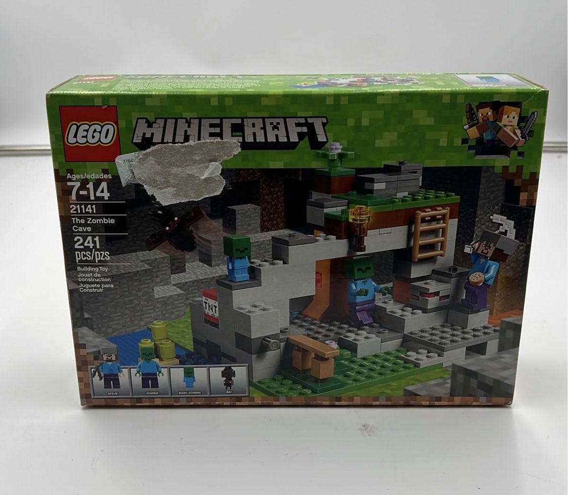 LEGO Minecraft:  The Zombie Cave Brand New