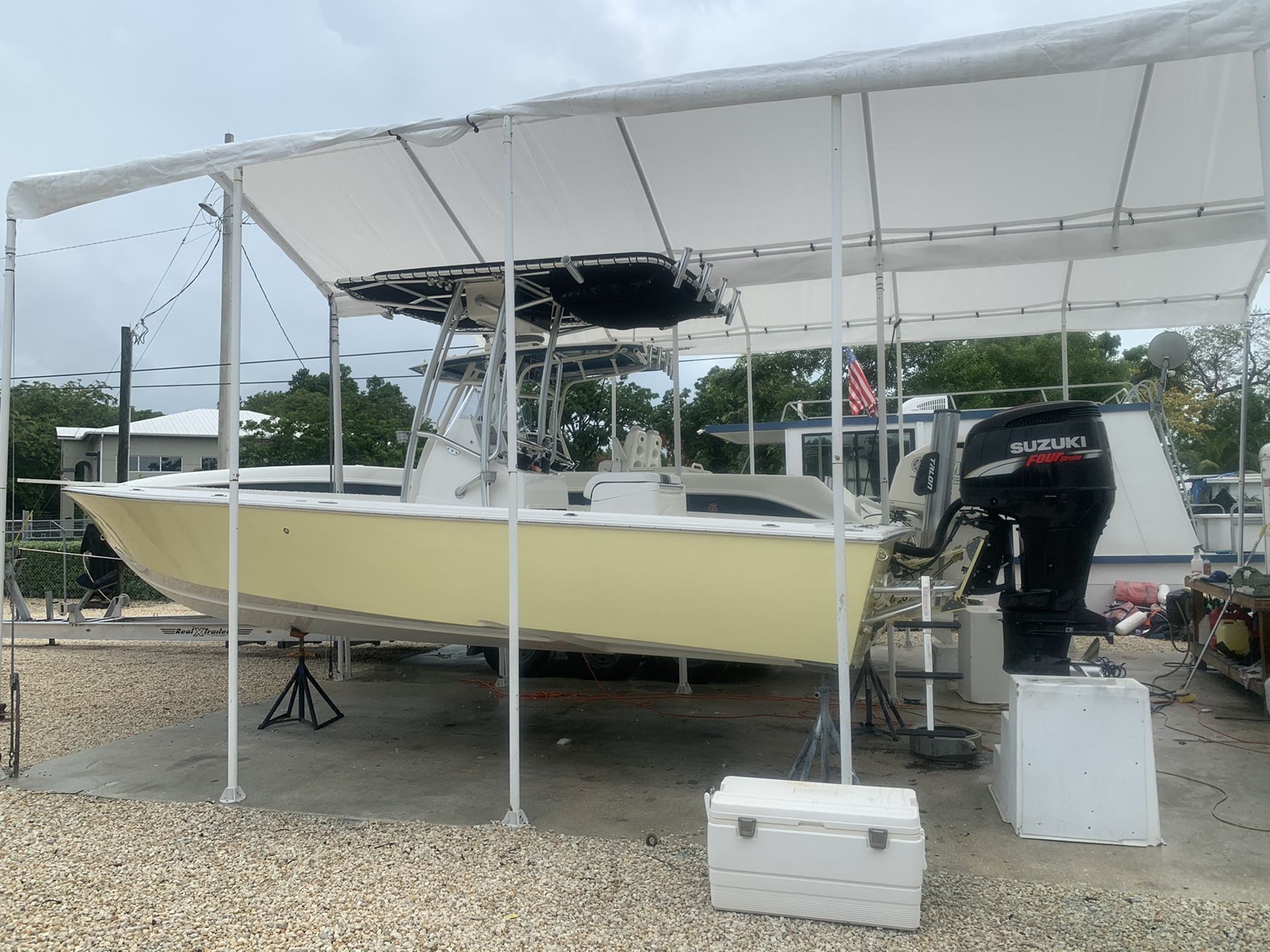 24 threadfin bay boat for Sale in Medley, FL OfferUp
