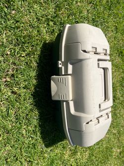 Tackle box