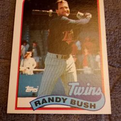 Randy Bush (1989 Topps) OFF CENTER CUT-ERROR