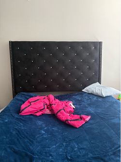 King size brand new bed