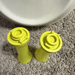 Tupperware Salt And pepper Shakers 