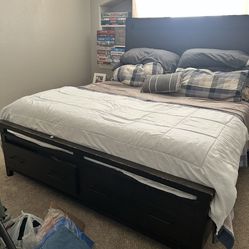 King size bed. With mattress