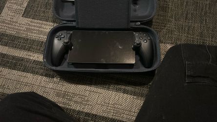 PlayStation portal comes with charging deck