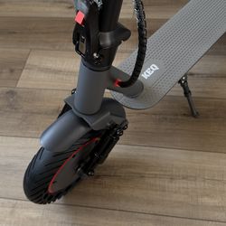 KEQ Electric Scooter for Adults - 10" Solid Tires & 30 Miles Range