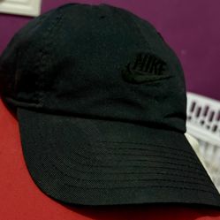 Nike Hat – Black/Black — Men’s