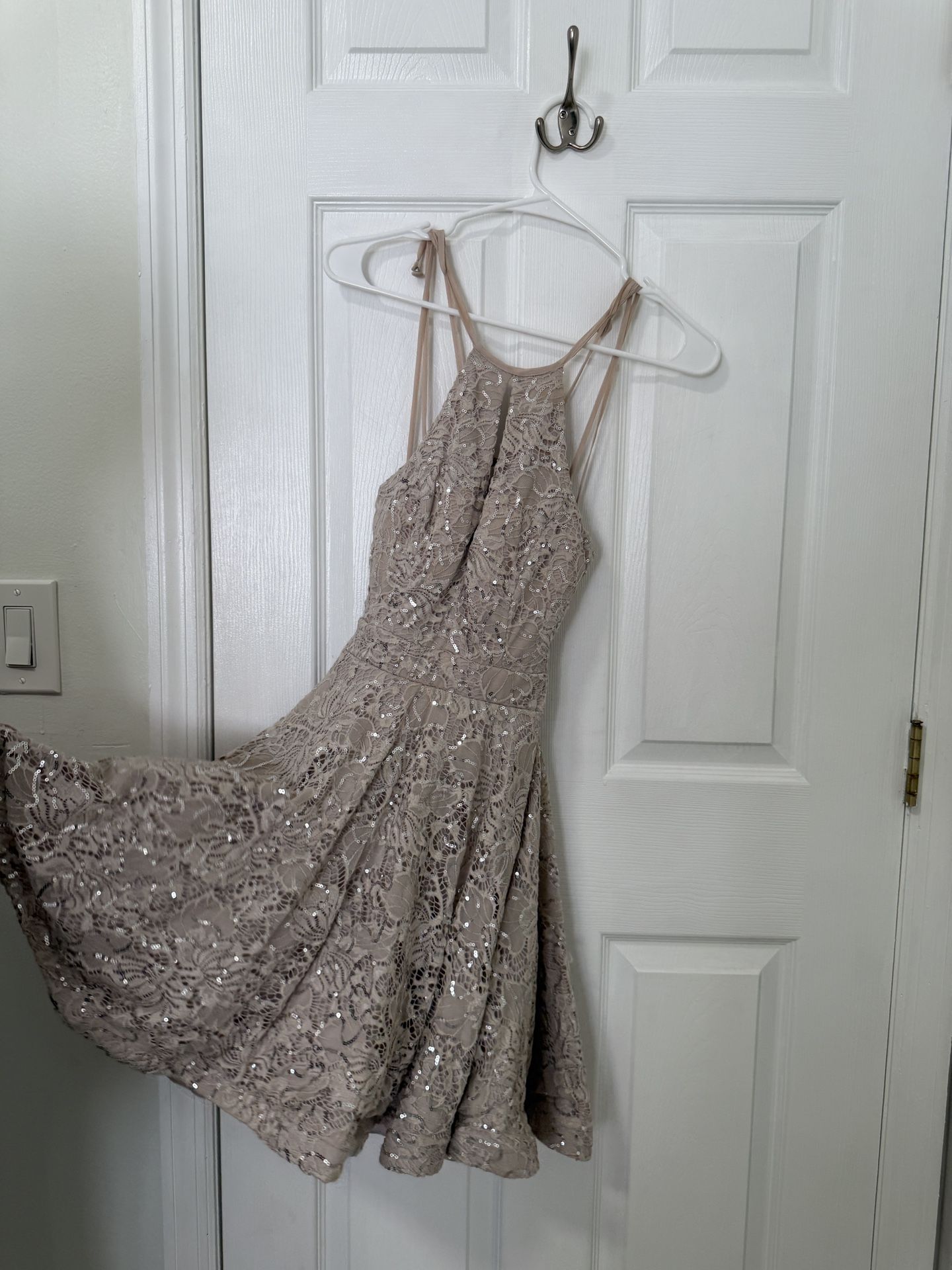 Sequin Lace Cocktail Dress – Size XS/S