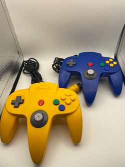 Nintendo 64 Controllers Yellow and Blue Lot of 2