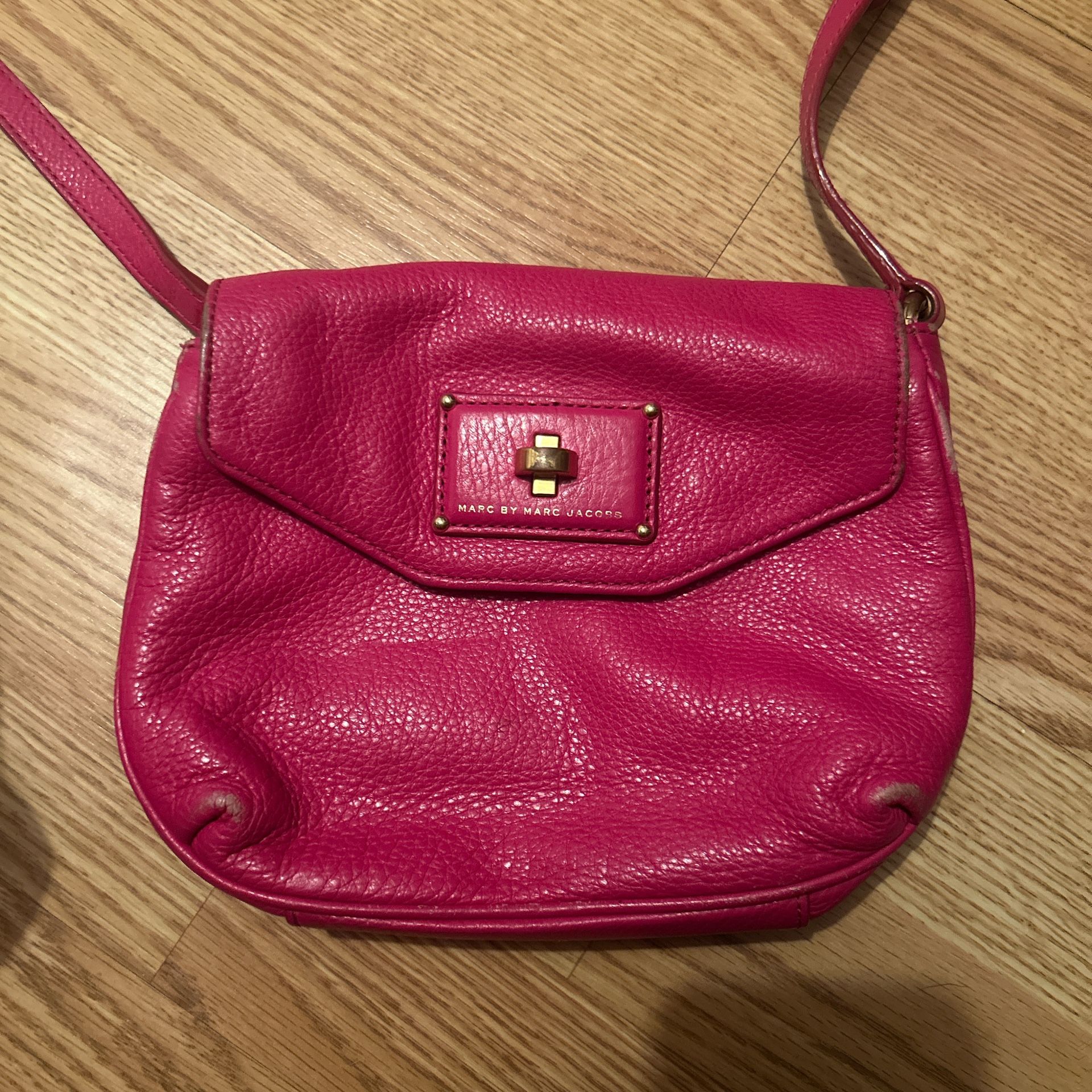 Marc by Marc jacobs pink leather crossbody bag