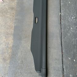Mercedes G Wagon Cargo Cover 