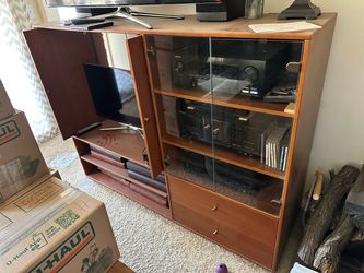 Free Free Entertainment Center