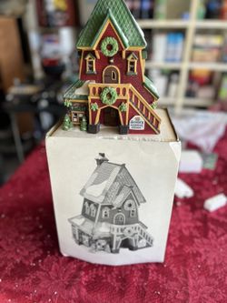 Department 56 Santa’s Rooming House-Retired 