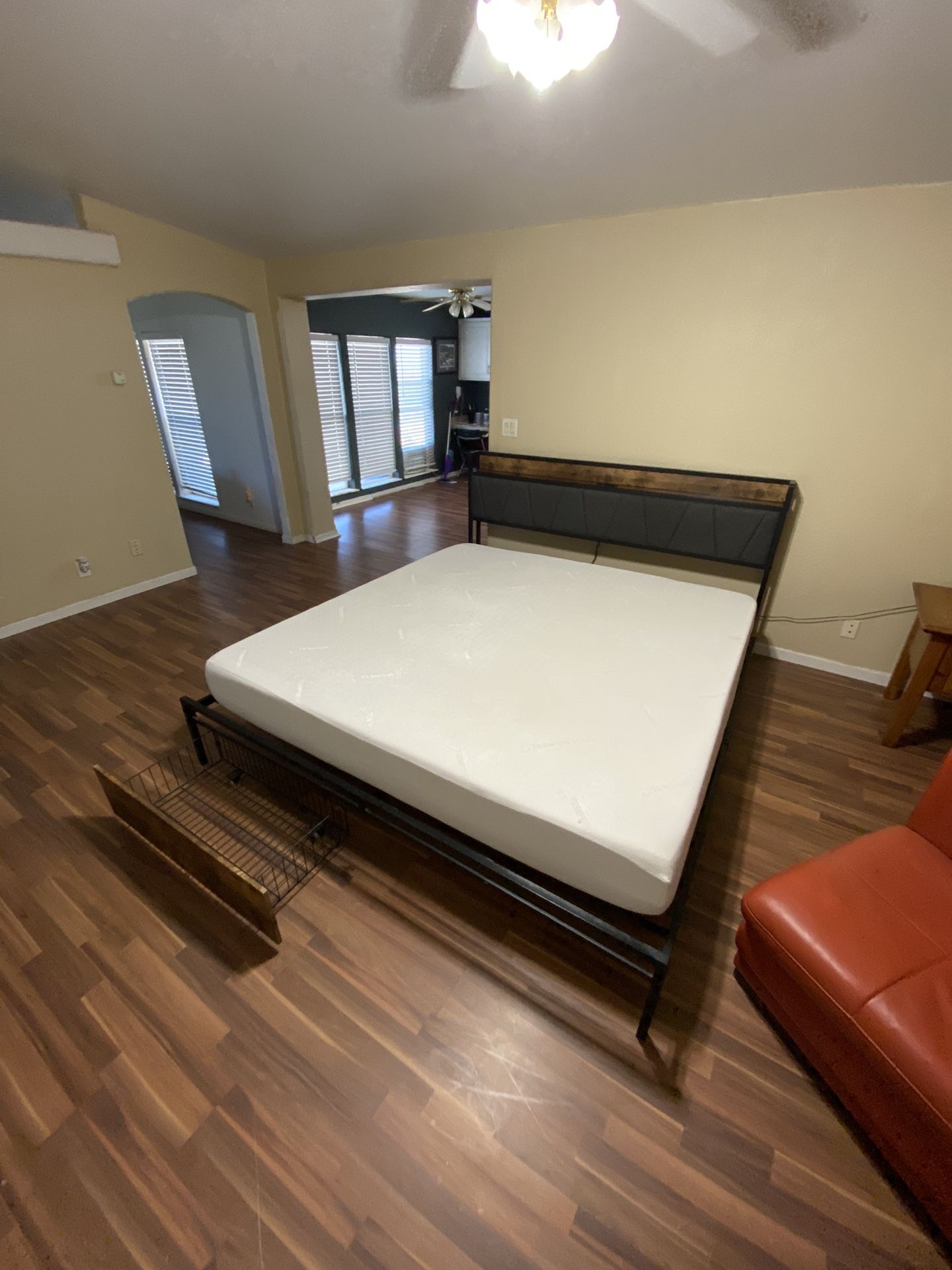 Ashley King Bed & Tempur-Pedic King Memory Foam