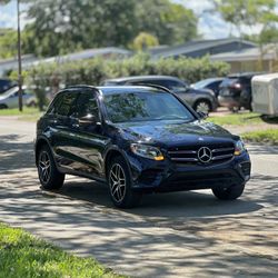 2019 Mercedes-Benz GLC 300