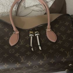 Louis Vuitton Mint Condition  