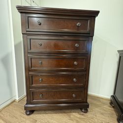 Porter Rustic Brown Chest