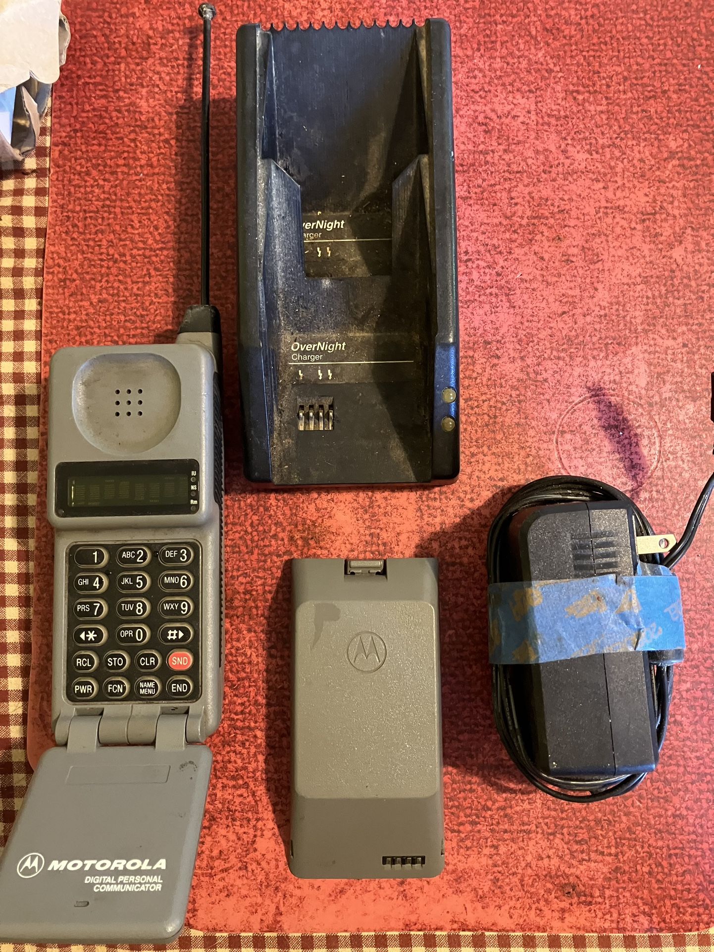VINTAGE MOTOROLA FLIP PHONE!☎️