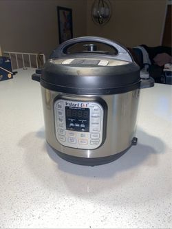 Instant Pot Duo 7-in-1 stainless steel electric pressure cooker