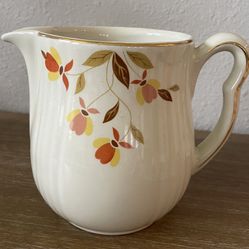 Vintage Mary Dunbar Jewel 40 oz Pitcher