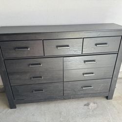 7 Drawer Dresser