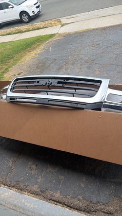 Grille Assembly For GMC Sierra 2500 HD 2003-2006