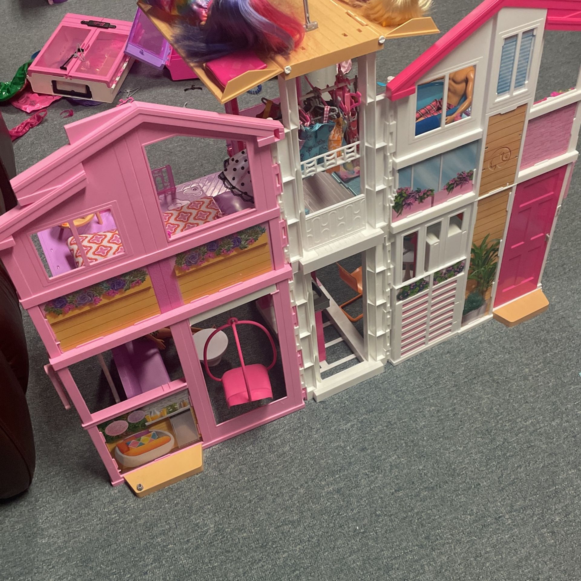Barbie Dream House