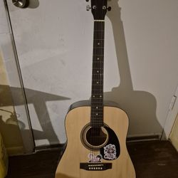 Sale In Great Conditions. Se Vende Guitarra En Buenas Condiciones 