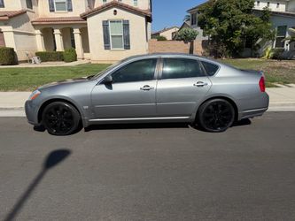 2007 Infiniti M35 V8 automatic runs and drives very good. Very dependable fully loaded with moonroof needs cosmetic work sunburn scratches Minor littl