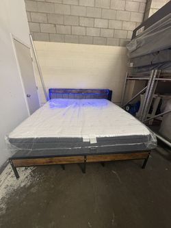 King size platform bedframe with mattress
