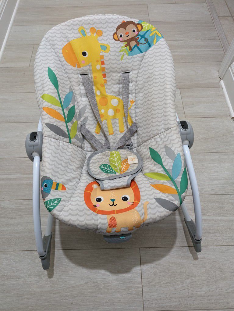 Baby Bouncer (Like New Condition)