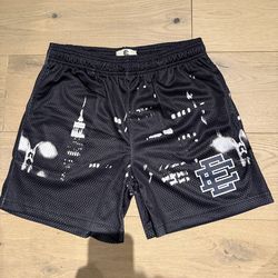 NYC skyline Eric Emanuel shorts size medium black