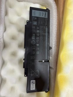 Brand new 57WH type 66DWX battery for dell laptop