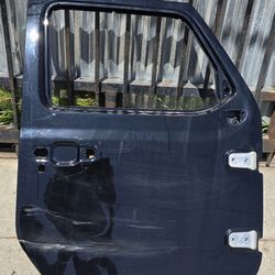 2020 2021 2022 2023 2024 JEEP WRANGLER JT GLADIATOR RIGHT FRONT PASSENGER DOOR