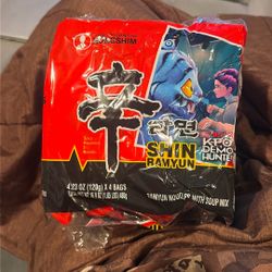 Nongshim Spicy Noodle $15 4 Bags KPOP