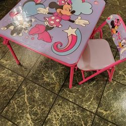 Mini Mouse Table 