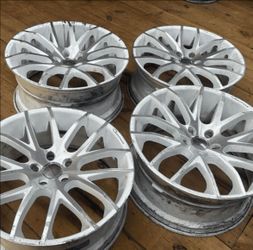 Set of 4 Rims 22 inches