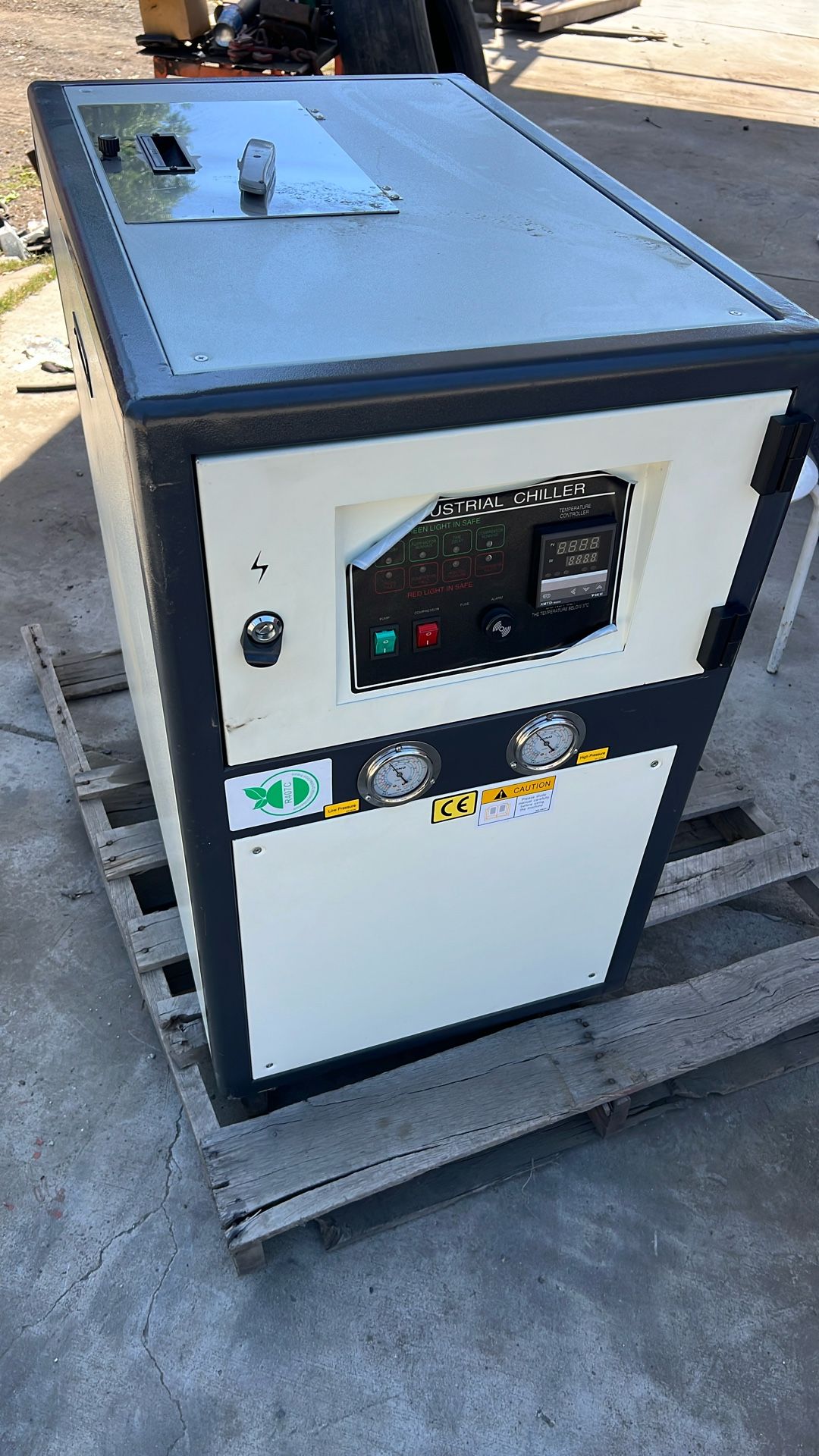 Water Chiller Small Model 460v