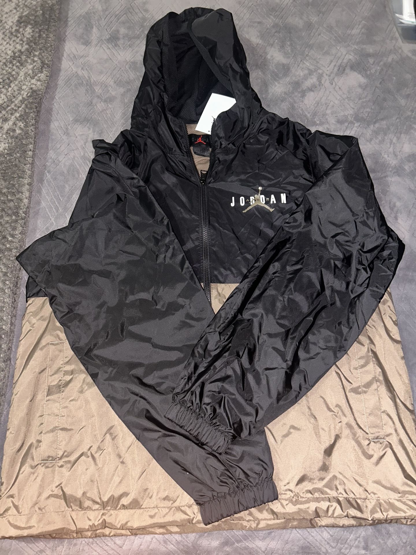 Men’s Windbreaker