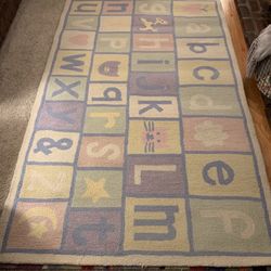 Pottery Barn Kids - Alphabet Rug - 5x8