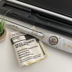 CONSOLIDATED DEVICES DIAL TORQUE WRENCH