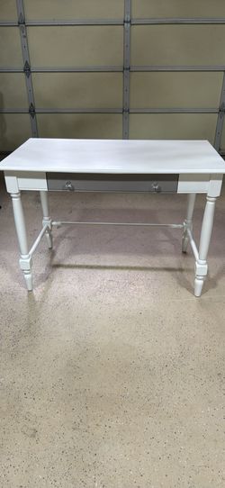 White/gray desk - Jenny Lind (Land of the Nod)
