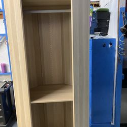 Close it wardrobe