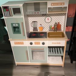 Play Kitchen 