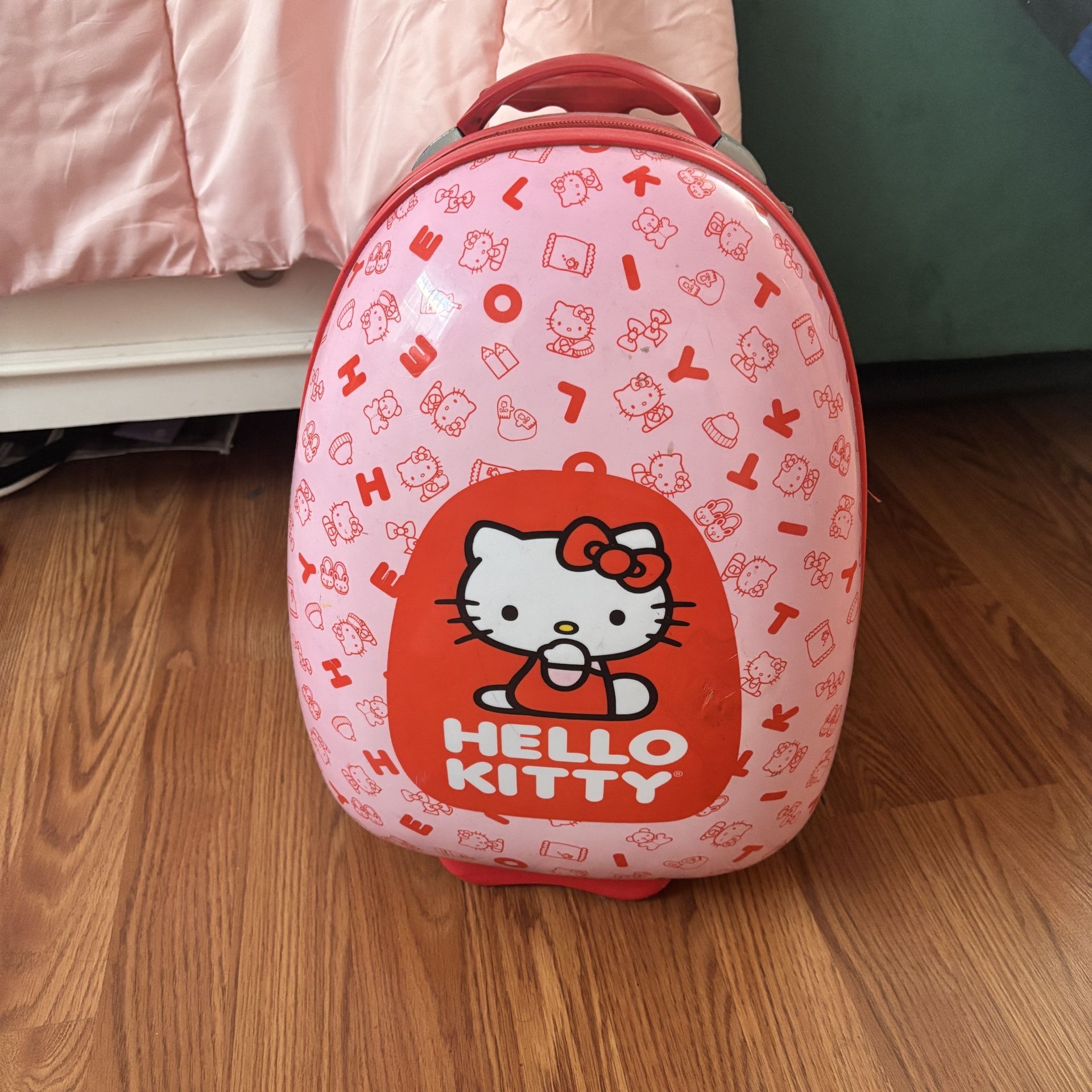 Hello Kitty suitcase