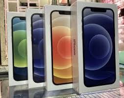 Apple iPhone 12,64GB Unlocked Like New