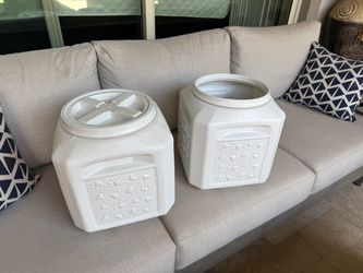 Vittle Vault Pet Food Storage Containers