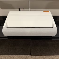 SAMSUNG 130" The Premiere Ultra Short Throw 4K UHD Smart Triple Laser Projector